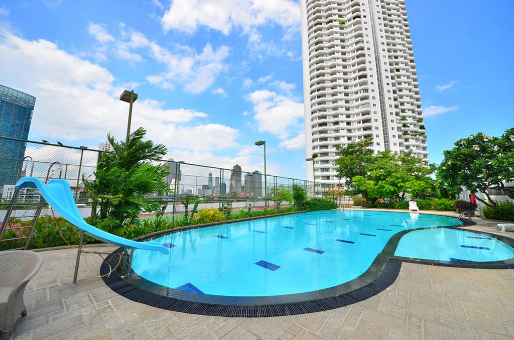 Swimming-Pool-Saichol-Mansion-Condo-for-sale-Bangkok